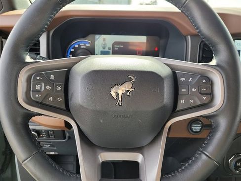 Certified 2024 Ford Bronco Outer Banks image 24