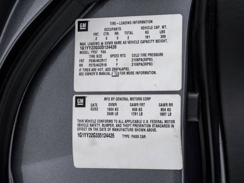 Used 2003 Chevrolet Corvette Coupe w/ Preferred Equipment Group RWD image 34