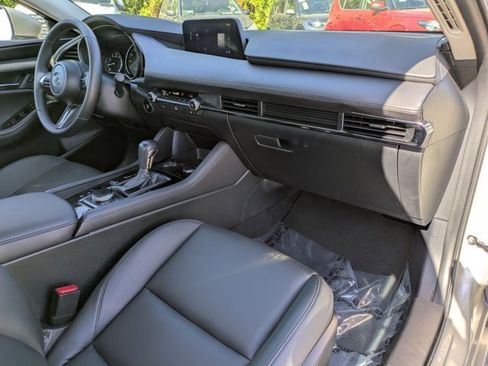 Used 2025 MAZDA MAZDA3 s image 25