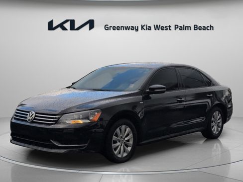 Used 2015 Volkswagen Passat 1.8T Wolfsburg Edition image 4
