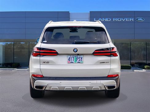 Used 2024 BMW X5 xDrive40i w/ Premium Package image 5
