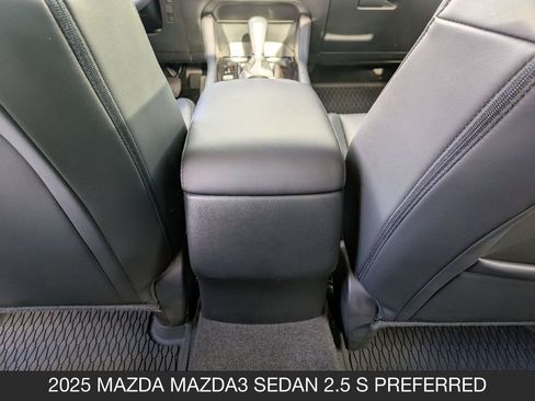 Used 2025 MAZDA MAZDA3 s image 31