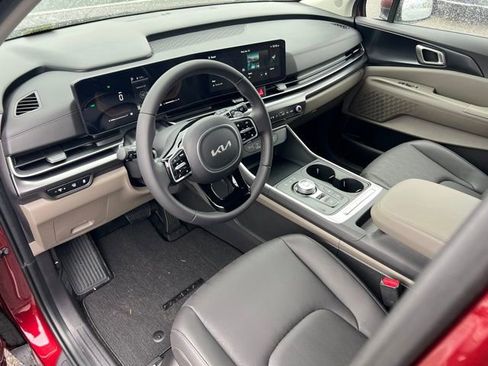 New 2026 Kia Carnival LXS FWD image 14