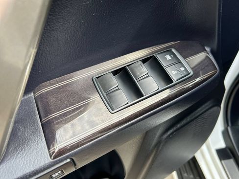 Used 2021 Lexus GX 460 Premium w/ Premium Package AWD/4WD image 12