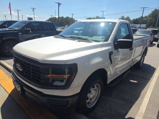 Used 2024 Ford F150 XL RWD image 3