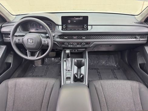Used 2023 Honda Accord EX image 12