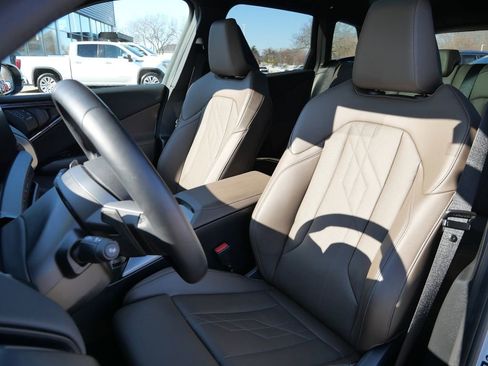 Used 2025 BMW X3 xDrive30i w/ M Sport Package image 27