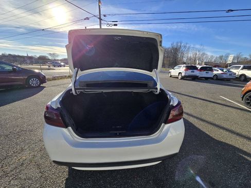 Used 2016 Nissan Altima 2.5 SV FWD image 29