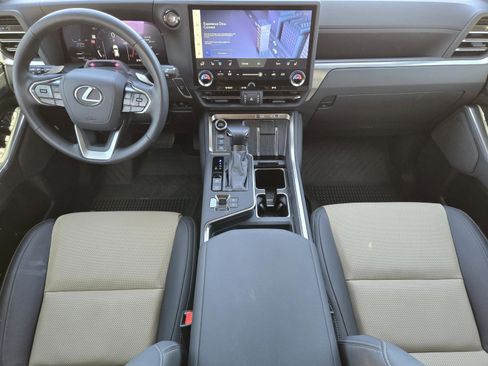 Certified 2024 Lexus GX 550 image 23