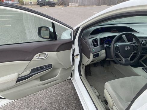 Used 2012 Honda Civic LX image 10