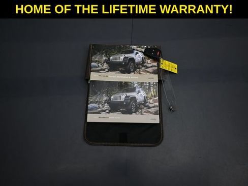 Used 2017 Jeep Wrangler Unlimited Sahara w/ Max Tow Package AWD/4WD image 43