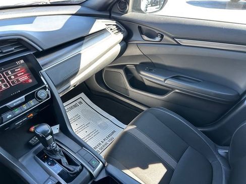 Used 2021 Honda Civic Sport image 28