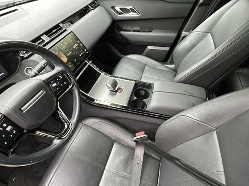Used 2025 Land Rover Range Rover Velar Dynamic SE image 22