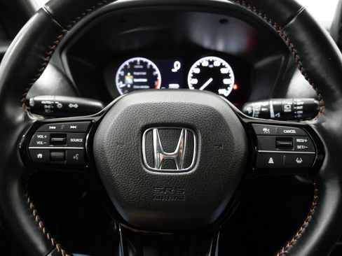 Used 2025 Honda HR-V Sport image 16