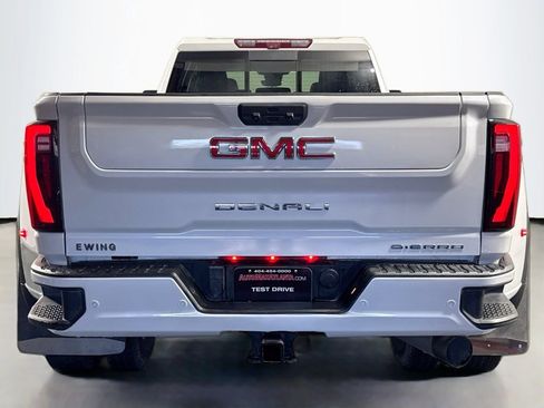 Used 2024 GMC Sierra 3500 Denali w/ Denali Reserve Package image 6