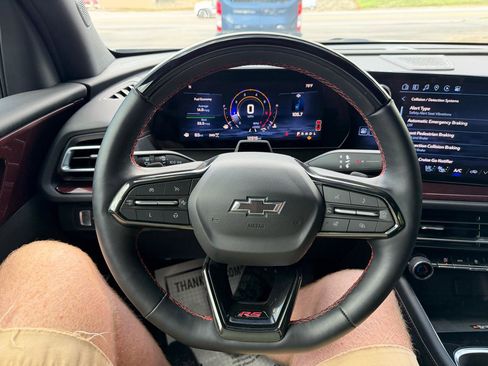 Used 2024 Chevrolet Traverse RS w/ LPO, Floor Liner Package AWD/4WD image 26