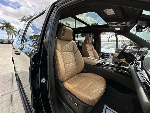 Used 2023 Cadillac Escalade ESV Sport w/ LPO, ONYX Package image 35