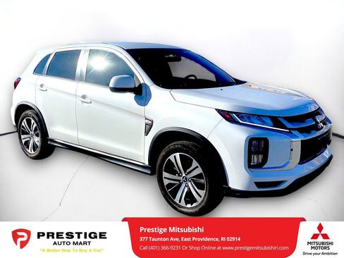 Used 2020 Mitsubishi Outlander Sport ES image 1