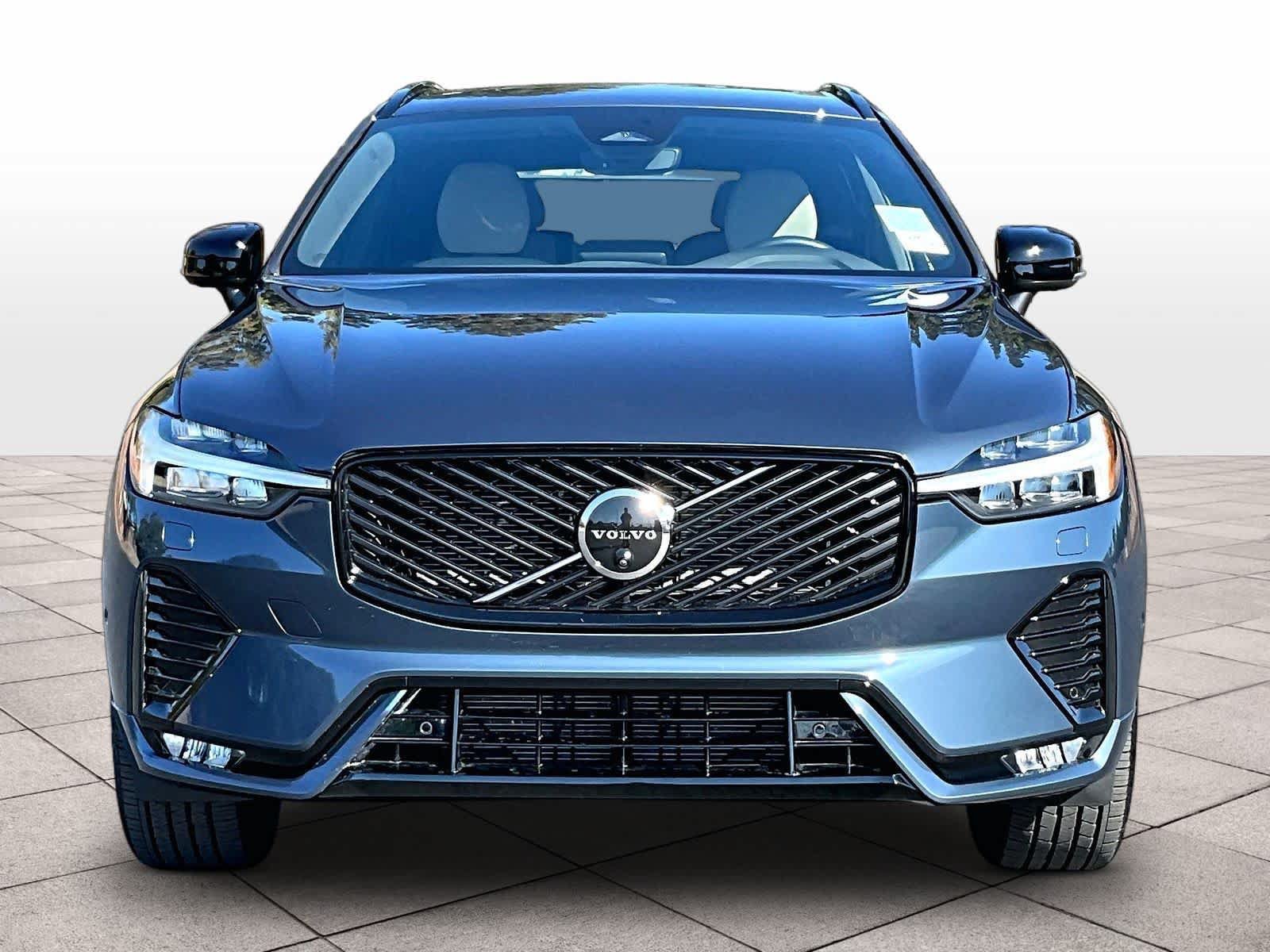 Used 2026 Volvo XC60 B5 Plus w/ Protection Package Premier AWD/4WD image 8