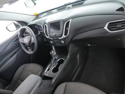 Used 2021 Chevrolet Equinox LT FWD image 28