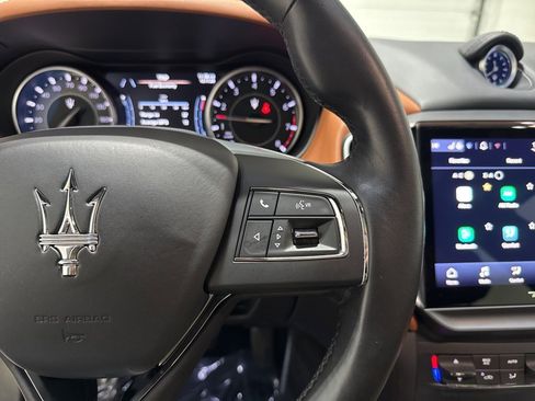 Used 2021 Maserati Ghibli S GranLusso image 37