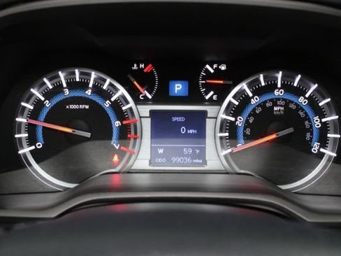 Used 2016 Toyota 4Runner Limited image 20
