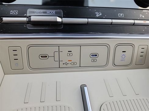 New 2025 Hyundai Santa Fe Calligraphy image 23