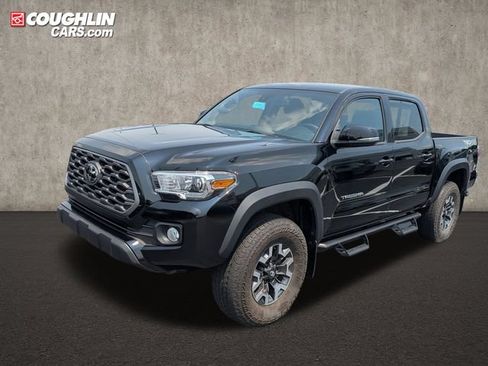 Used 2023 Toyota Tacoma TRD Off-Road AWD/4WD image 3