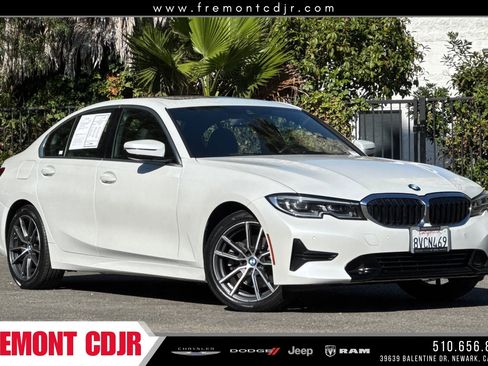 Used 2021 BMW 330i Sedan w/ Driving Assistance Package image 1