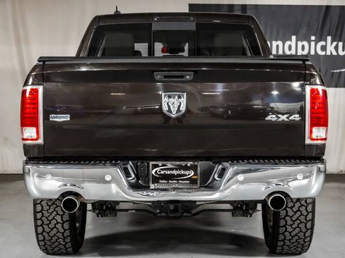 Used 2017 RAM 1500 Laramie w/ Convenience Group AWD/4WD image 9
