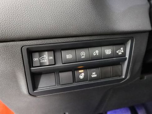 Used 2022 Toyota Tundra Limited image 22