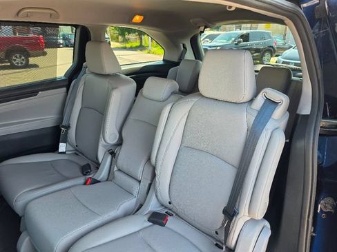 Used 2023 Honda Odyssey EX-L image 23