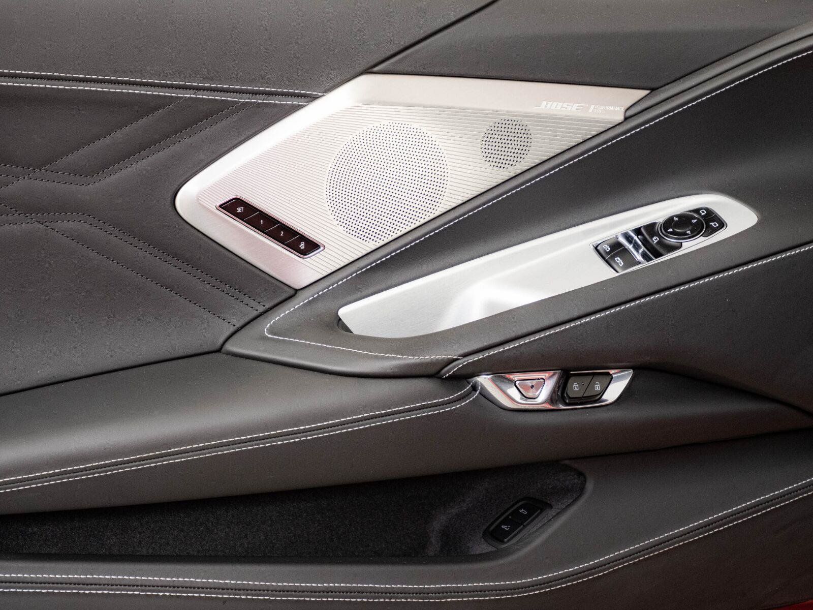 Used 2024 Chevrolet Corvette Z06 RWD image 6