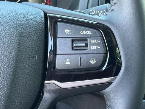 Used 2026 Honda Odyssey Touring image 23