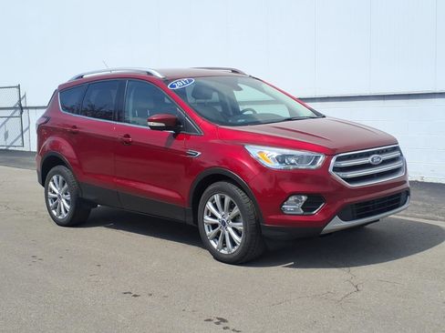 Used 2017 Ford Escape Titanium image 1