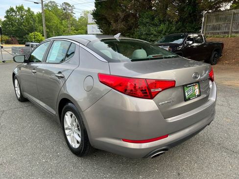 Used 2012 Kia Optima LX w/ Convenience Pkg FWD image 6