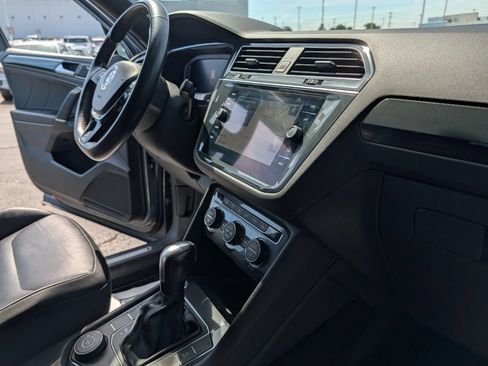 Used 2020 Volkswagen Tiguan SEL Premium R-Line AWD/4WD image 26