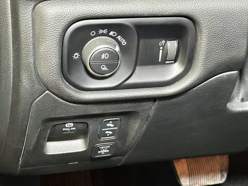 Used 2025 RAM 1500 Big Horn AWD/4WD image 21