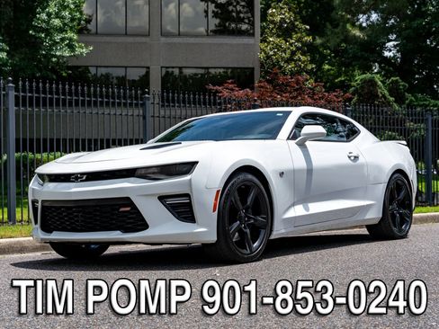 Used 2017 Chevrolet Camaro SS RWD image 1