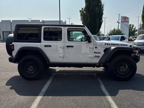 Used 2021 Jeep Wrangler Unlimited Rubicon w/ Xtreme Recon 35" Tire Package AWD/4WD image 4