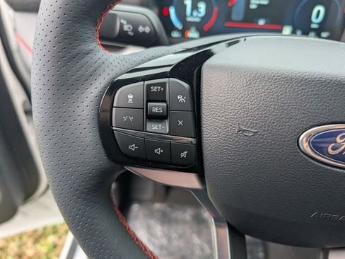 New 2026 Ford Explorer Active w/ Active Comfort Package image 17