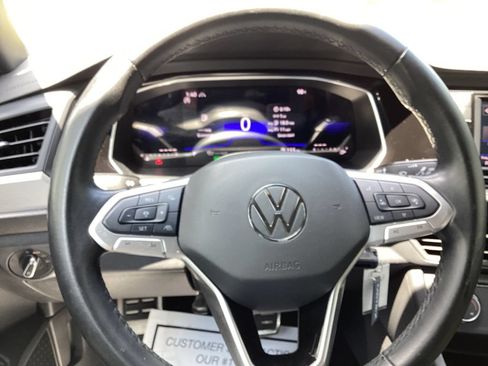 Used 2024 Volkswagen Jetta Sport FWD image 29