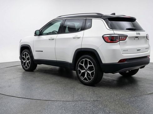 Used 2025 Jeep Compass Limited AWD/4WD image 6