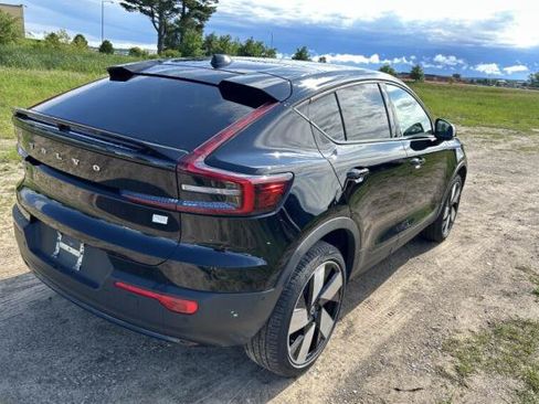 Used 2023 Volvo C40 P8 Recharge Ultimate w/ Protection Package Premier AWD/4WD image 4