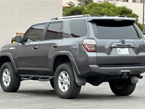 Used 2020 Toyota 4Runner SR5 Premium w/ Moonroof Package image 7
