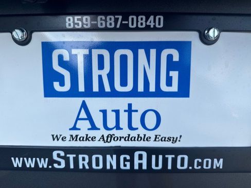 Used 2025 Nissan Versa SV FWD image 18