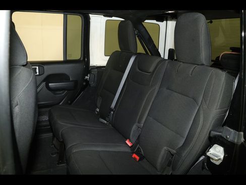 Used 2022 Jeep Wrangler Unlimited Sport w/ Sun And Sound Package AWD/4WD image 27