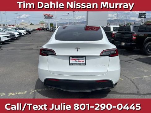 Used 2023 Tesla Model Y Long Range AWD/4WD image 10