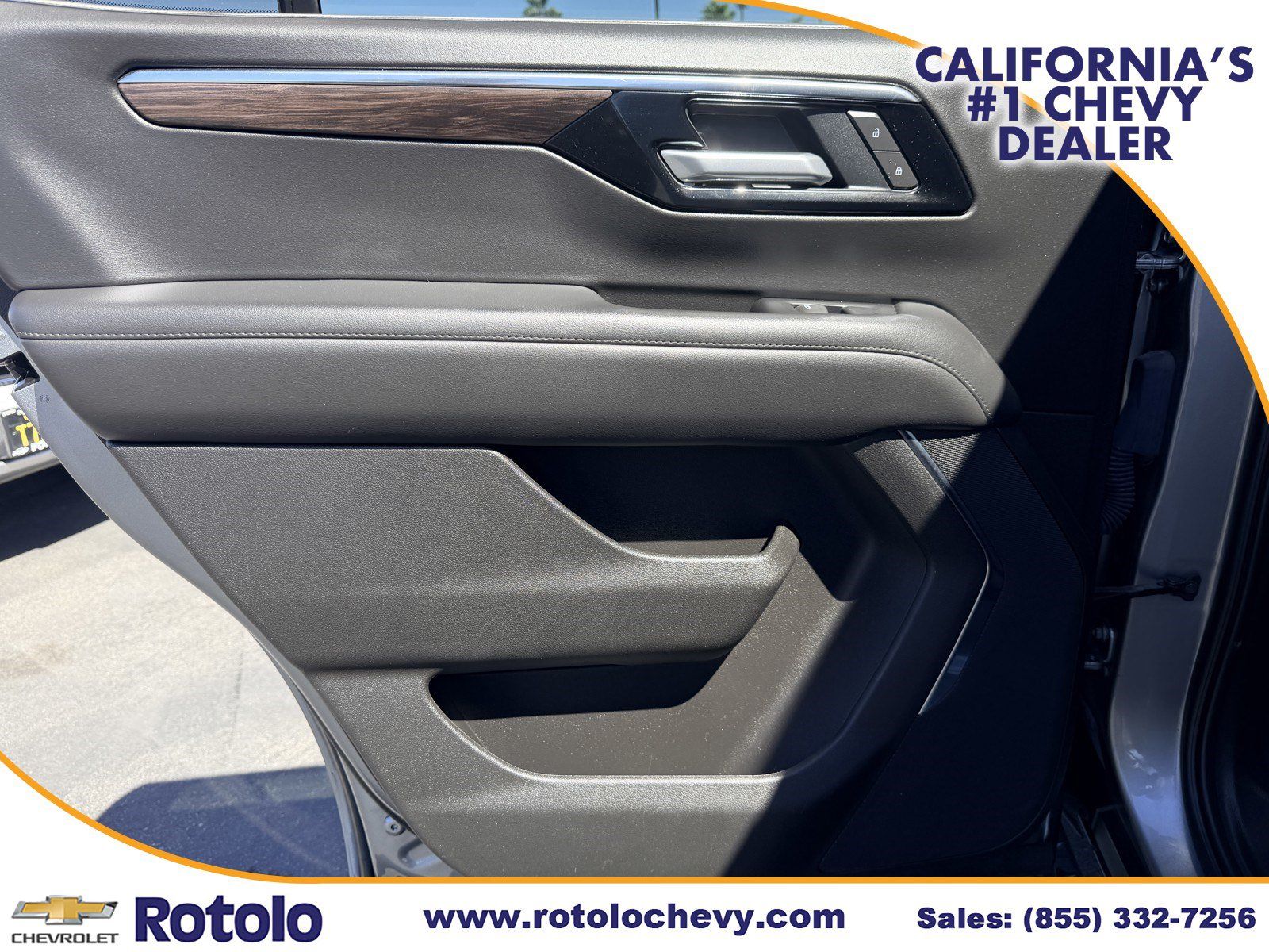 Used 2025 Chevrolet Tahoe Z71 AWD/4WD image 17
