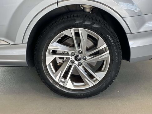Used 2022 Audi Q7 3.0T Premium Plus w/ Premium Plus Package AWD/4WD image 7